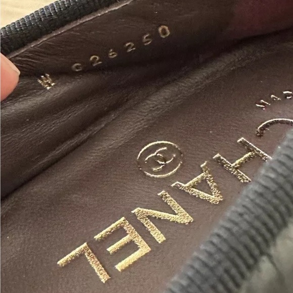 NIB CHANEL Black Aged Calfskin Cap Toe Ballerina Flats w/ Receipt - Picture 11 of 12